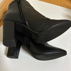 GRL ショートブーツ　　23.5㎝の画像