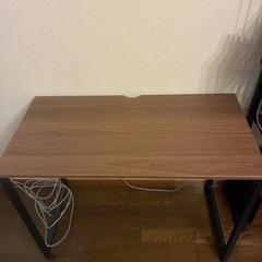 ニトリ　パソコンデスク　デスク　美品　テーブルの画像