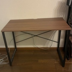 ニトリ　パソコンデスク　デスク　美品　テーブルの画像