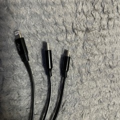 携帯充電コードの画像