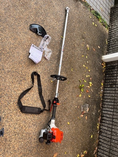 B I GM 、エンジン式 刈払機 6CC KC260NXL