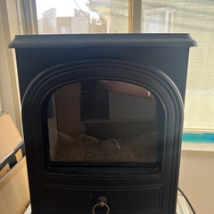 暖炉型ファンヒーターの画像