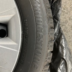 スタッドレスタイヤ（ホンダ純正ホイール付き）の画像