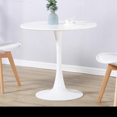 ラウンドテーブル　カフェテーブルの画像