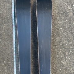 子供用スキー板の画像