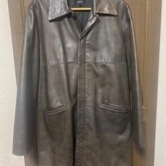 【Y00083】A.P.C（アーペーセー）レザーロングコート　1(S)　フランス製　牛革　古着　の画像