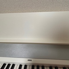 KORG 電子ピアノ　白の画像