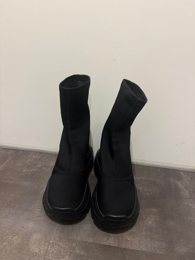 12/10まで　定価より1万円OFF　yello ブーツ　レディース