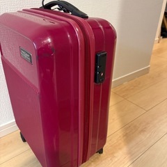 スーツケースの画像