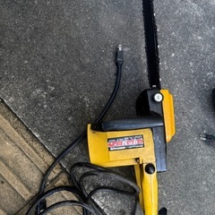 電動チェーンソの画像