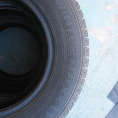 スタッドレスタイヤ　ダンロップ175/70R13の画像