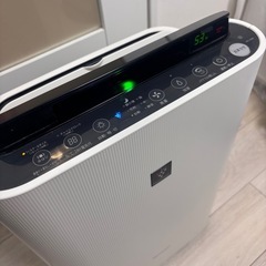 シャープ　加湿空気清浄機(プラズマクラスター)の画像