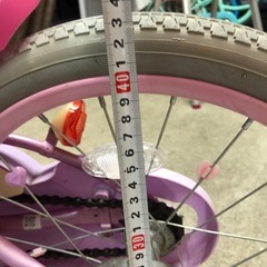 自転車　子供　補助輪付き　
の画像