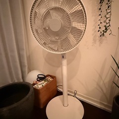 バルミューダ The GreenFan EGF-1500-WG DCモーター搭載 扇風機[ホワイト]の画像