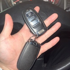 アウディA4 車両交換可能の画像