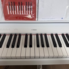 YAMAHA P-225 WH 電子ピアノ 88鍵盤  2024年購入の画像