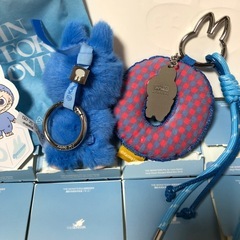 O ラブブ イニシャル アルファベット キーホルダー ぬいぐるみペンダントの画像