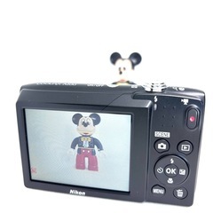 Nikon ニコン COOLPIX クールピクス　A100 シルバー デジカメの画像