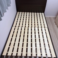 セミダブルベッドの画像