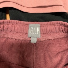 GAP Tシャツ・スウェット　Mサイズ ショートパンツセット XXSサイズの画像