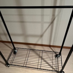 ハンガーラック（大きめ）の画像