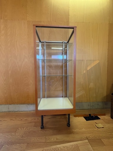 ガラスショーケース 3段棚