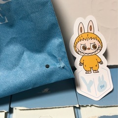 Y ラブブ イニシャル アルファベット ぬいぐるみペンダントの画像