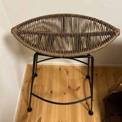 アジアンテイスト　アーモンド型スツールの画像