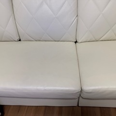 LOWYA ソファ　ホワイトの画像