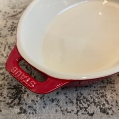  （受け渡し者決まりました）STAUB　グラタン皿の画像