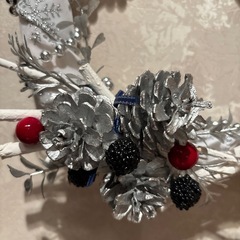 クリスマスリース白 本体直径約２１㎝ 手作りの画像