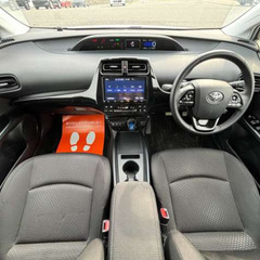 NEW!!【💥月々24,800円〜】トヨタ プリウス｜燃費が抜群◎の画像