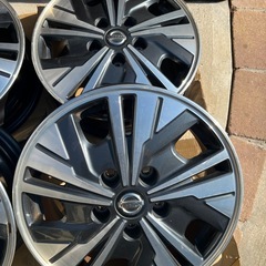 セレナC27純正15インチホイール4本の画像