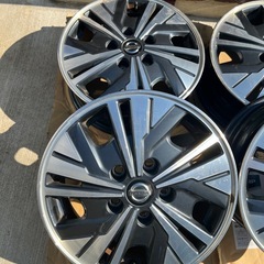 セレナC27純正15インチホイール4本の画像