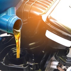 国産車　エンジンオイル交換　持ち込み交換致します　又はこちらの在...