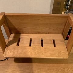 KEYUCAの木製の机と椅子のセットの画像