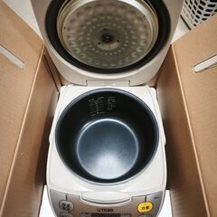 格安【中古美品】タイガー　JBH-G100Cマイコン炊飯ジャー 5.5合の画像