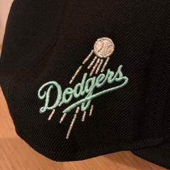 ニューエラ  ドジャース　ティファニーブルーの画像