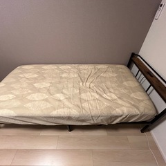 パイプベッド、マットレスセットの画像