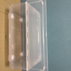 キャスター付き　クリア衣装ケースの画像