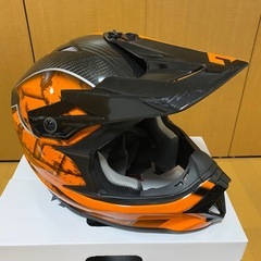 ヘルメットの画像