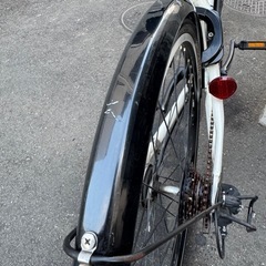 ブリヂストンSCHLEIN シティサイクル ホワイト 7段変速の画像