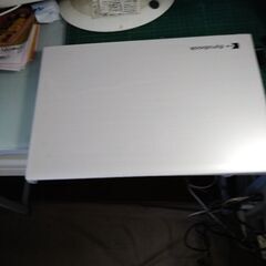 ノートパソコンの画像
