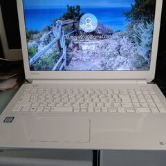 ノートパソコンの画像