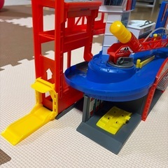 美品★ミニカー用消防署
の画像