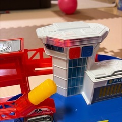 美品★ミニカー用消防署
の画像