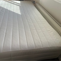 無印良品　脚付マットレス　セミダブルの画像