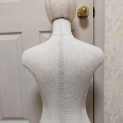 ルソー　女性　マネキンの画像