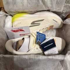 スケッチャーズ スリップインズ：エアロ スパーク　25.5cmの画像