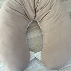 エールべべ　4wayクッション　授乳枕の画像